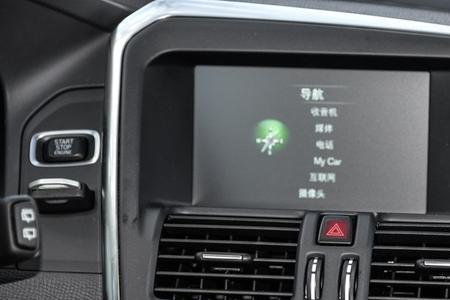 2013款沃尔沃xc60时间怎么设置