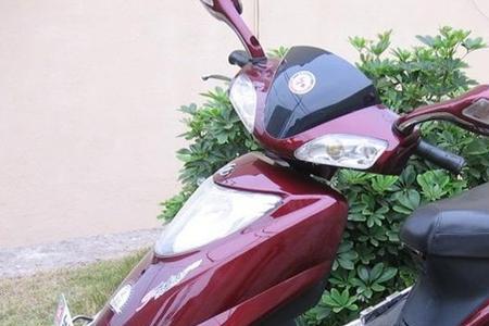建设踏板摩托车是不是杂牌