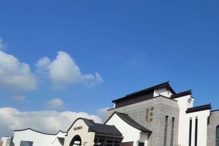 阳澄湖服务区有住宿的地方吗