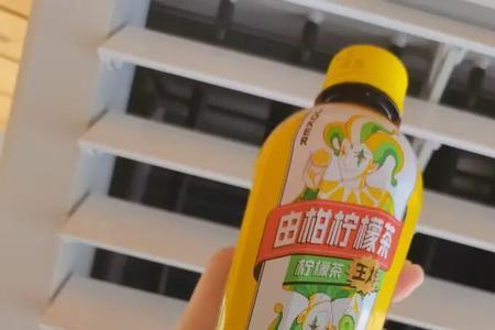过期60天的柠檬茶饮料还可以喝吗