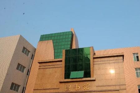 郑州经贸学院两个校区距离近吗