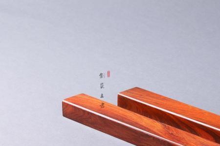 什么材质的镇尺最重