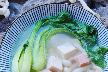 海鲜菇煮豆腐的做法