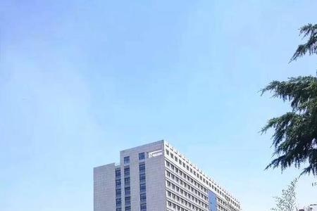 泰医大学是一本吗