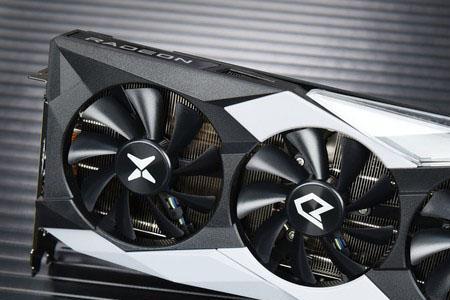 6700xt迪兰战神跟超白金哪个好