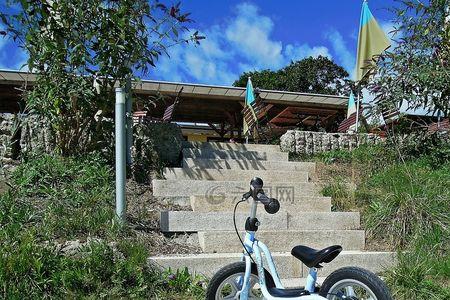 刷楼梯一般用什么山地车