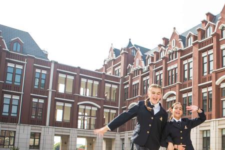 湖州枫叶国际学校高中部学费