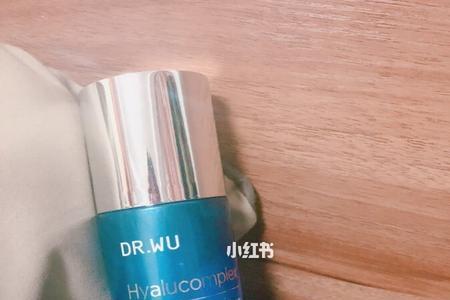 达尔肤搭配什么水乳用
