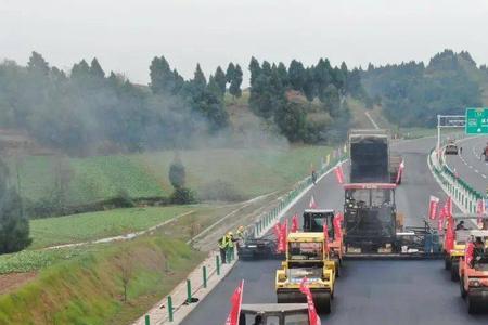 蓉丽高速什么时候通车