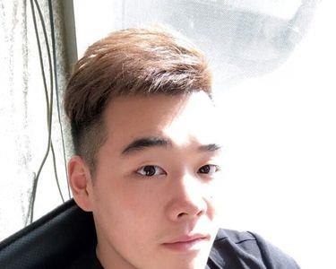 什么软件可以自动p成帅哥