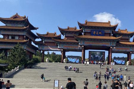 威海华夏城属于经区么