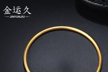 素圈手镯好看还是扁面手镯好看