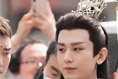 沉香如屑男主到人间叫什么