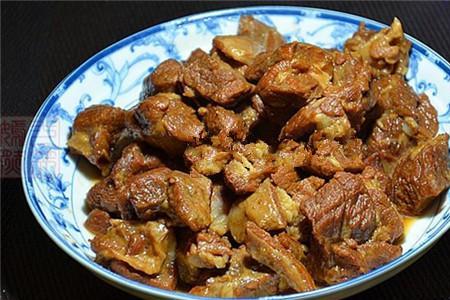 月子里红烧羊肉的做法
