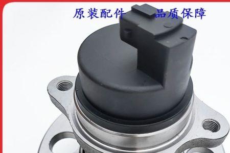 起亚锐欧左后轮传感器怎么更换