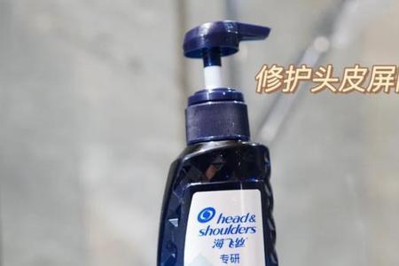 为什么有些洗发水用了头很干