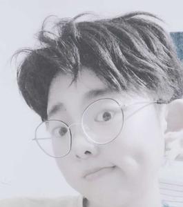 单眼皮小眼睛男生适合什么眼镜