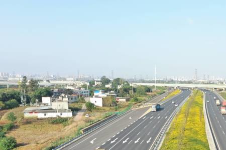 机场高速是高速公路吗