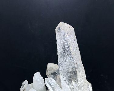 矿石灯烧的是什么矿石