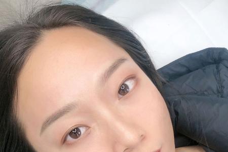 洗面奶弄到眉毛有事吗