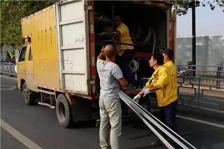 煤气管道发出拍拍响声为什么