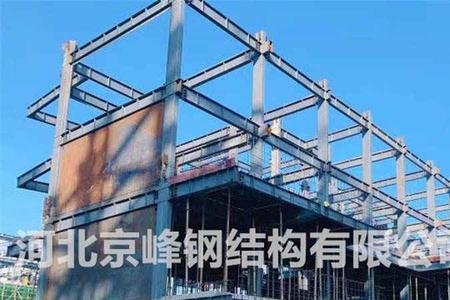 土建和钢构哪个成本高