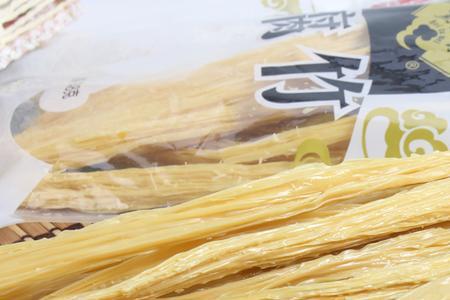 腐竹属于干菜吗