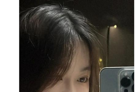 苹果原相机对镜拍会亮怎么回事