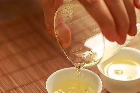 缪希雍的读音