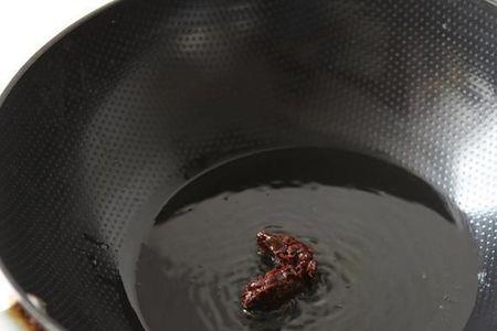 六成的热油大约有多少度