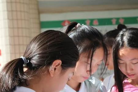 荆州中学住校还是走读好