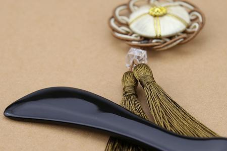 刮痧板和拨筋棒可以通用吗