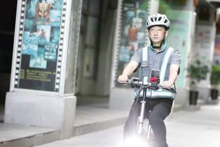 滴滴代驾为什么都要背个包