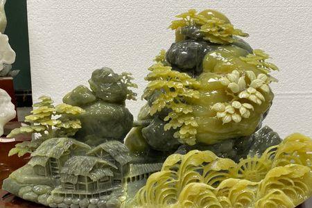 岫玉三家子料特点