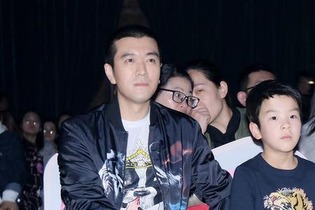 杨子前老娑是远动员陶红吗