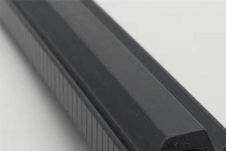 pvc 断桥尼龙 哪个可燃