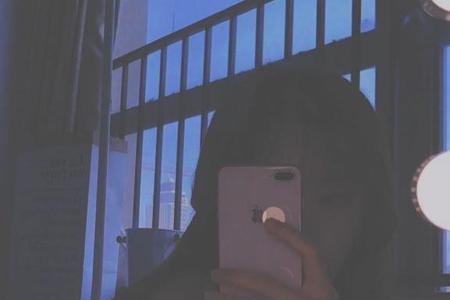 化个妆拍个照发个朋友圈文案