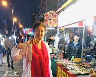 摆摊卖鱿鱼丝的利润