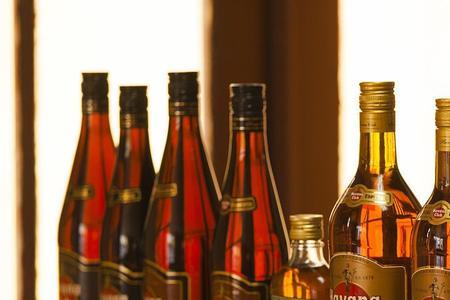 朗姆酒可以泡药酒吗