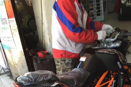 杜克390一档能开到70码么