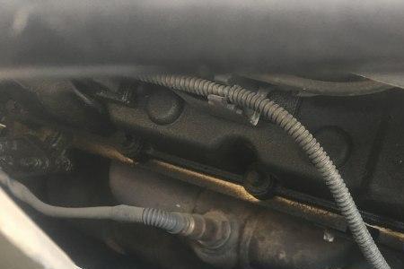 古斯特气门室盖垫正确拆解