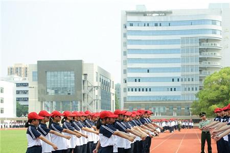 淮安高级中学有初中吗
