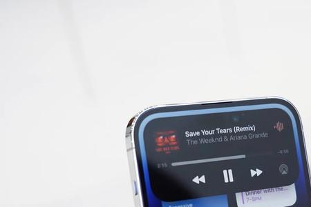 iphone14pro截图上方是空白的吗