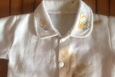 怎么洗掉衣服上的母乳