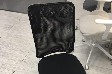 宜家的办公椅子靠背怎么调整