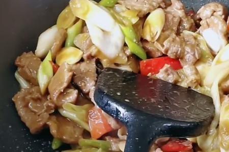 手抓羊肉饭的正宗做法王刚