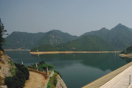 牛头山水库为什么蓄水量那么大