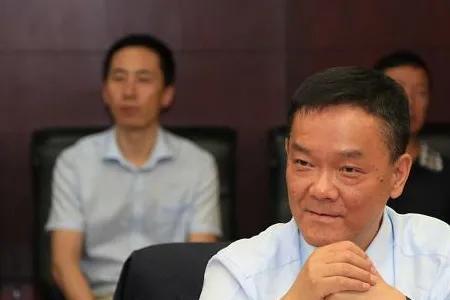 董事长与副董事长区别