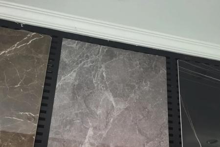 尊尼瓷砖和金巴利是一个牌子吗