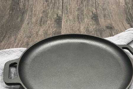 煎饼锅生铁好还是熟铁好